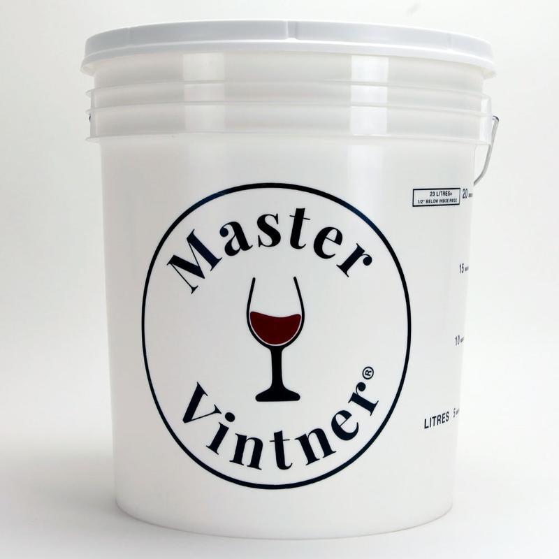 Plastic Wine Fermenter with Lid 7.9 Gal Master Vintner