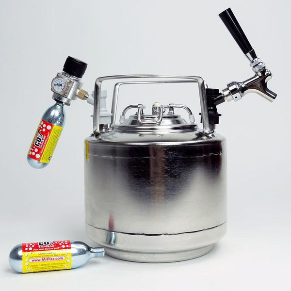 Cannonball® Keg System with Mini Regulator and two co2 cartriges